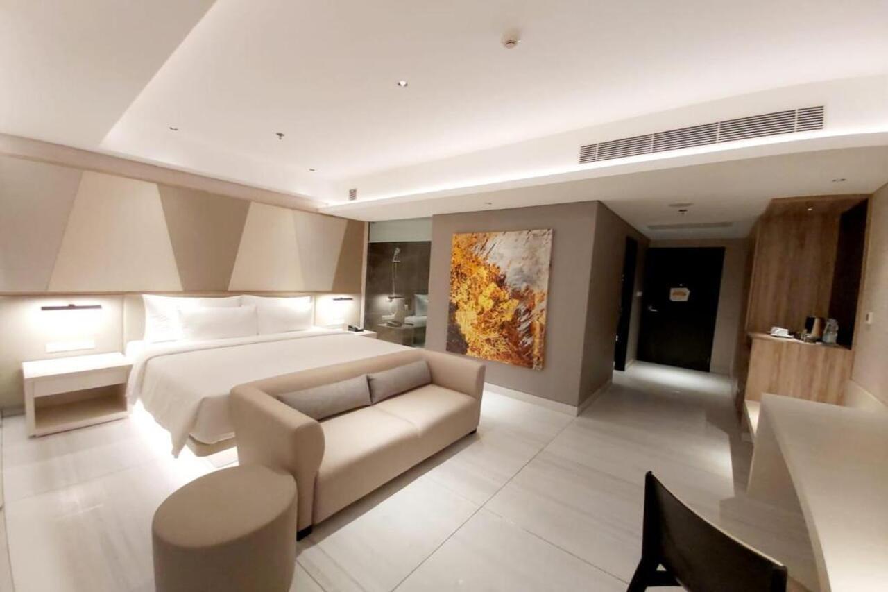 Nuanza Hotel&convention Hotel Cikarang